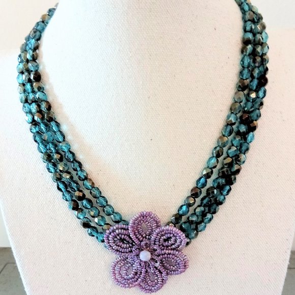 UNIQUE BEADED NECKLACE (17") - Picture 1 of 5